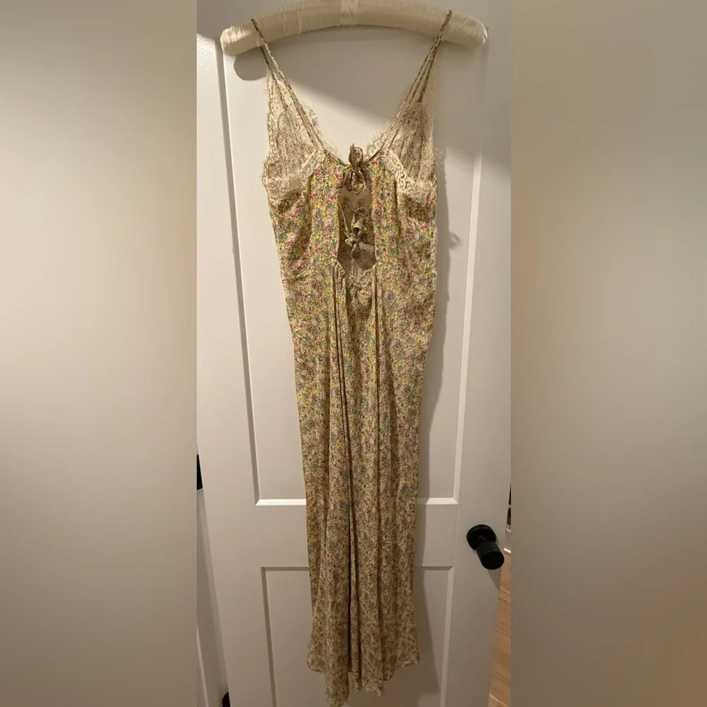 DOEN Floral Yellow Lace Maxi Dress - Picture 8 of 14